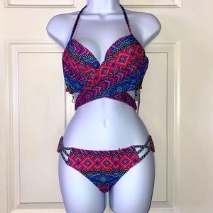 SUNDAZ BLK Multi Aztec halter 34C and bikini bottom M